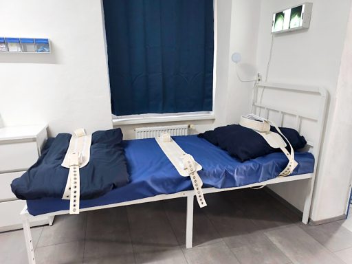 Patientenbett